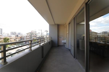 �o���R�j�[ -