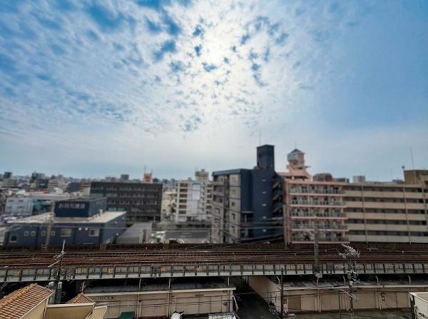 �Z�˂���̒��]�ʐ^ -