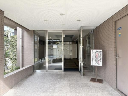 �G���g�����X �I�[�g���b�N�ݔ�������Z�L�����e�B�[�ʂł����S���ĕ�点��Z�܂���