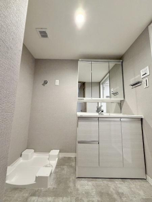 ���ʑ�E���ʏ� -