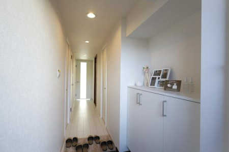 ���� �U�炩�肪���Ȍ��ւ���������̌��֎��[�t��