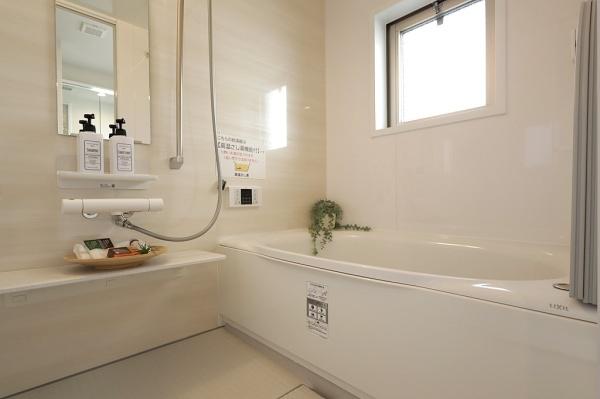 ���� ����̔��������o�X���[���I