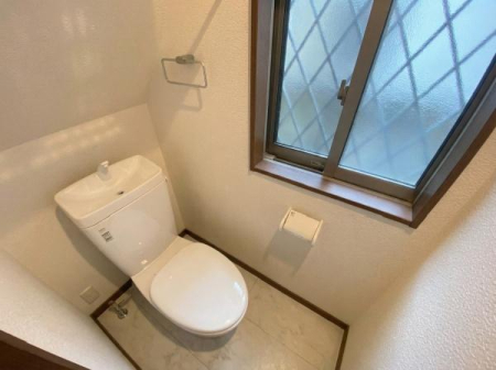 �g�C�� ���ʐ^�͉Ƌ�������H���Ă���܂��B