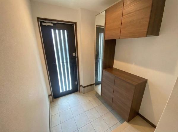 ���� ���ʐ^�͉Ƌ�������H���Ă���܂��B