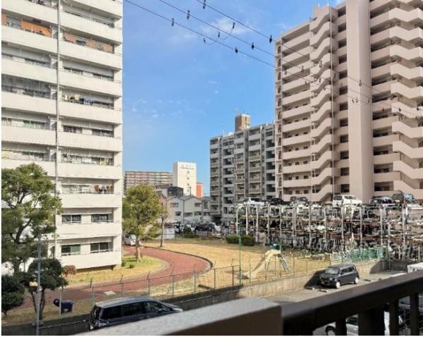 �Z�˂���̒��]�ʐ^ ���o���R�j�[����̒��]�ʐ^�ł��B