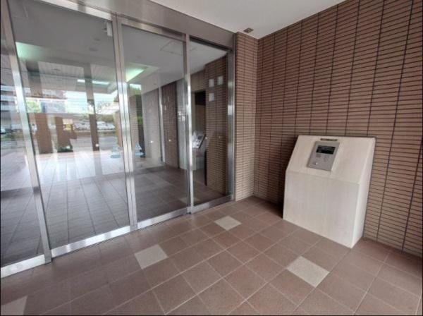 �G���g�����X �I�[�g���b�N�ݔ�������Z�L�����e�B�[�ʂł����S���ĕ�点��Z�܂���