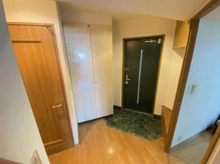 ���� ���ʐ^�͉Ƌ�������H���Ă���܂��B