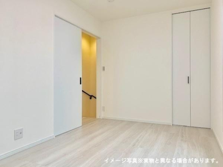 �����v������i�p�[�X�E���ρj �e�������Ɉ�l��l�̕��ꂪ�A�A�A