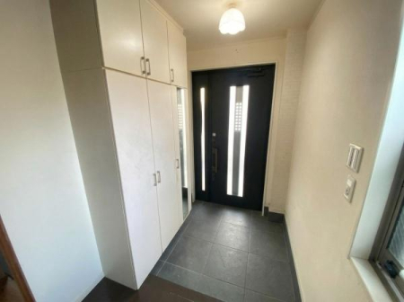 ���� ���ʐ^�͉Ƌ�������H���Ă���܂��B