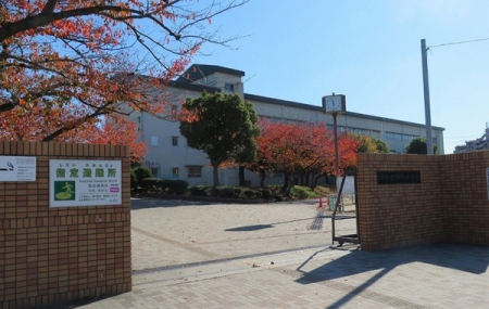 ���ӊ� �y���w�Z�z��s���l�����w�Z�F180�u