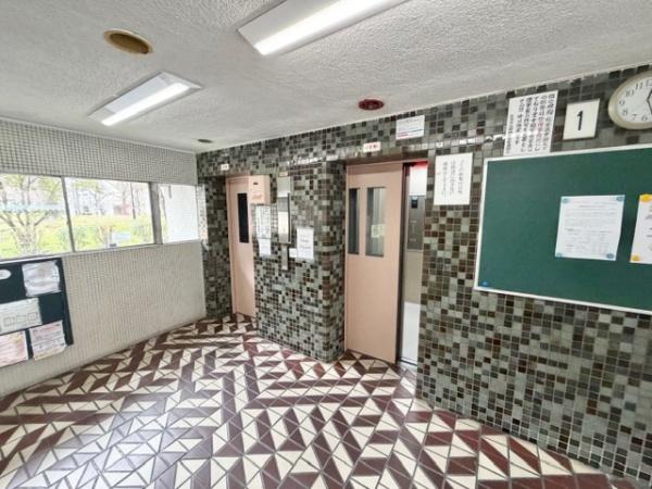 �G���g�����X �W���|�X�g