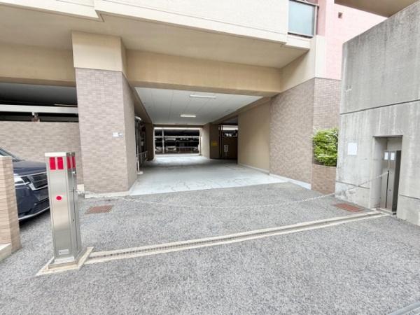  �~�n���ɒ��ԏ��