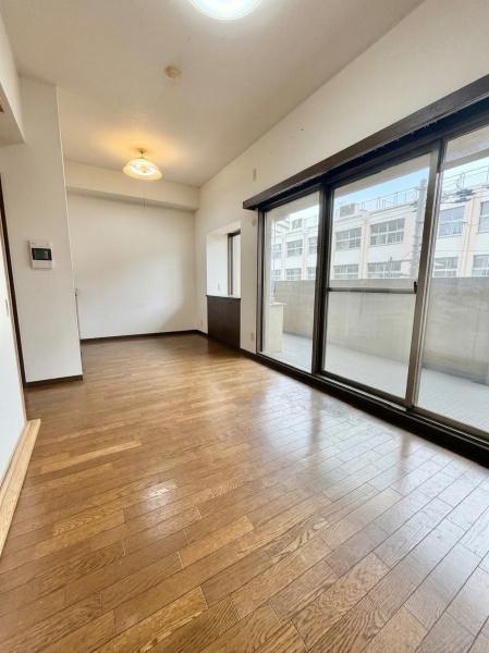 ���r���O ������肭�낰�郊�r���O�@���ʐ^�͉��H���Ă��܂��B