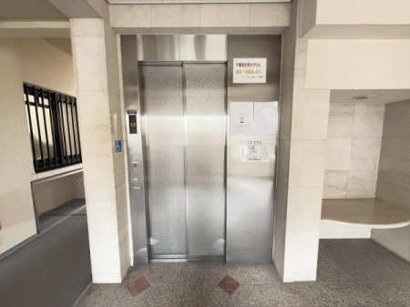 ���̑����p�� �G���x�[�^�[�L