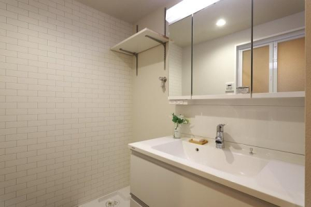 ���ʑ�E���ʏ� -