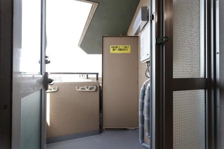 �o���R�j�[ -