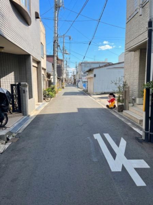 �O�ʓ��H�܂ތ��n�ʐ^ -