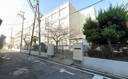 ���ӊ� �y���w�Z�z���s����̏��w�Z�F600�u