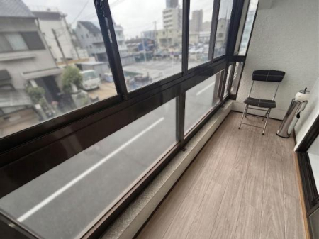 �o���R�j�[ -