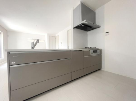 �L�b�`�� ���V�X�e���L�b�`���E3���R�����B