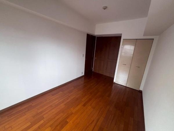 �m�� -