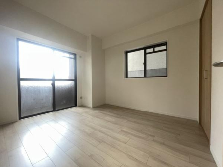 �m�� -