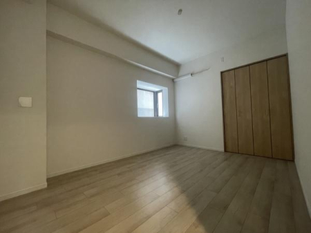 �m�� -