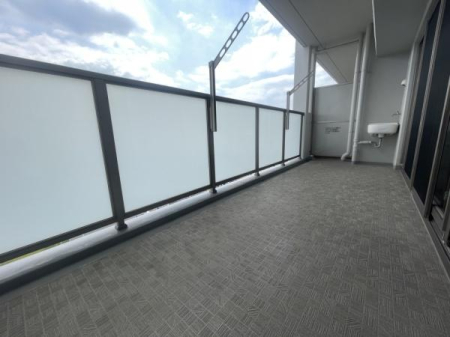 �o���R�j�[ -