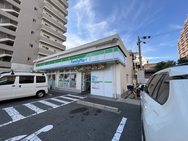 ���ӊ� �y�R���r�j�z�t�@�~���[�}�[�g���蒬�X�F494�u