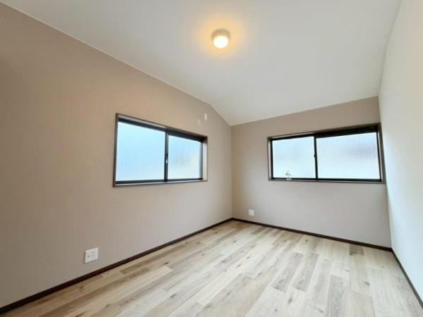�m�� -