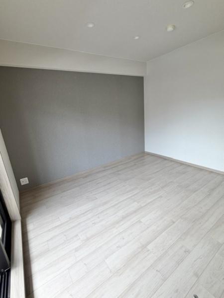 �m�� �h�A���J���ă��r���O�ƈ�̉�