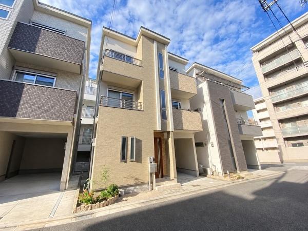�O�ʓ��H�܂ތ��n�ʐ^ ���ʐ^�͎Ԃ��������H���Ă���܂��B
