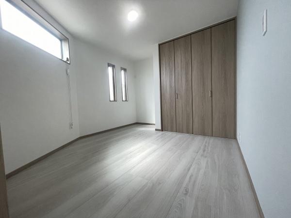 �m�� -