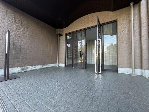 �G���g�����X �Ǘ��l������΂ł��B����������G���g�����X�ł���