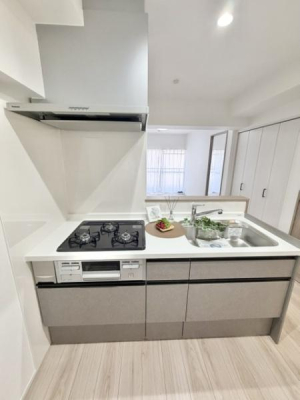 �L�b�`�� ���������Ȃ����b���y���߂�ΖʃL�b�`����