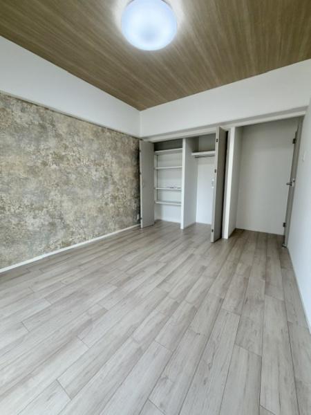 �m�� -