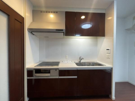 �L�b�`�� IH�N�b�L���O�q�[�^�[�͉΂��g��Ȃ����߈��S