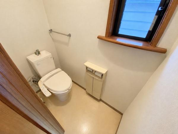 �g�C�� ���ʐ^�͉Ƌ�������H���Ă���܂��B