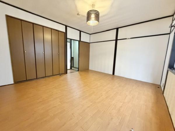 �m�� �N���[�[�b�g�t�̗m��