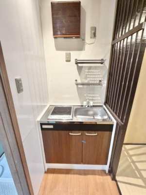 �L�b�`�� IH�N�b�L���O�q�[�^�[�͉΂��g��Ȃ����߈��S
